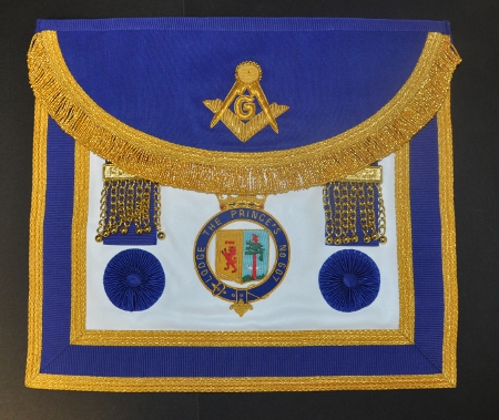 Craft Master Masons Apron - triple border - Scottish - Click Image to Close